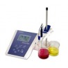 Model 3520 pH/temp meter. Supplied with glass combination pH electrode.